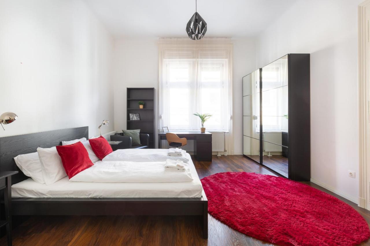 Red Dot One - New Unit In Heart Of Jewish Quarter Apartamento Budapeste Exterior foto