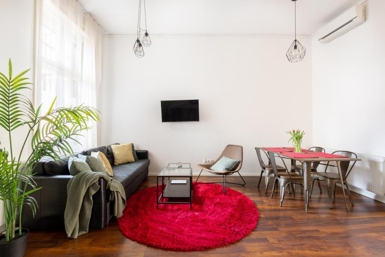 Red Dot One - New Unit In Heart Of Jewish Quarter Apartamento Budapeste Exterior foto